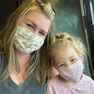 Meet your Posher, Brooke